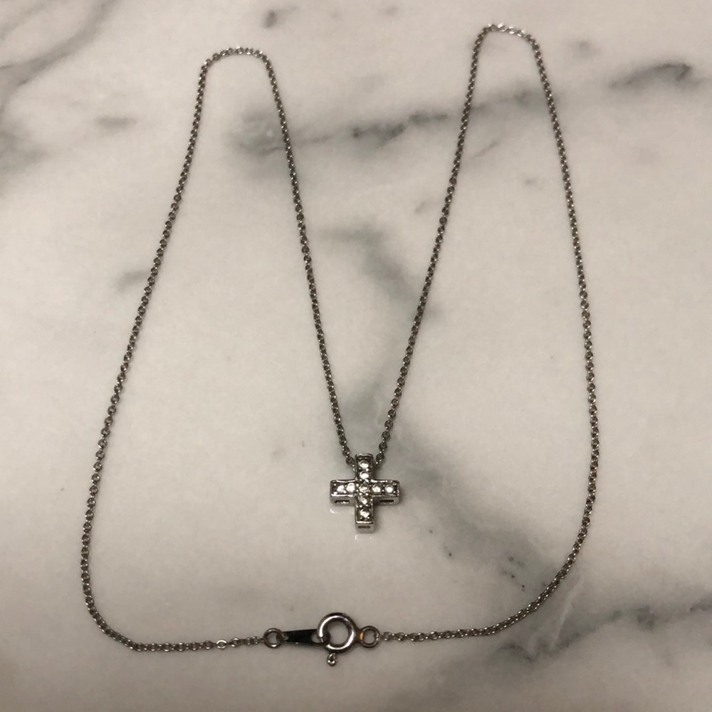 Sterling silver cross with CZ‎ on 17.5” 925 chain